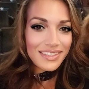 Meet your Posher, Lina